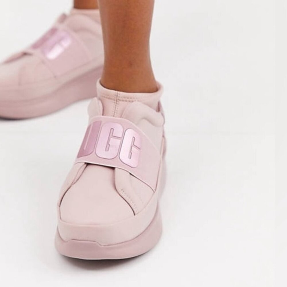 UGG Neutra Women’s Slip-On Platform Sneakers , Size 9 (Pink Crystal Metallic)